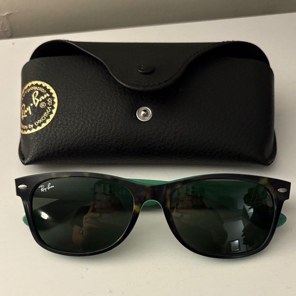 Ray-Ban Tortoise Shell Sunglasses